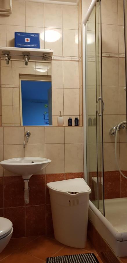 Apartman I Studio Apartman Majoli Kukuljanovo Eksteriør billede