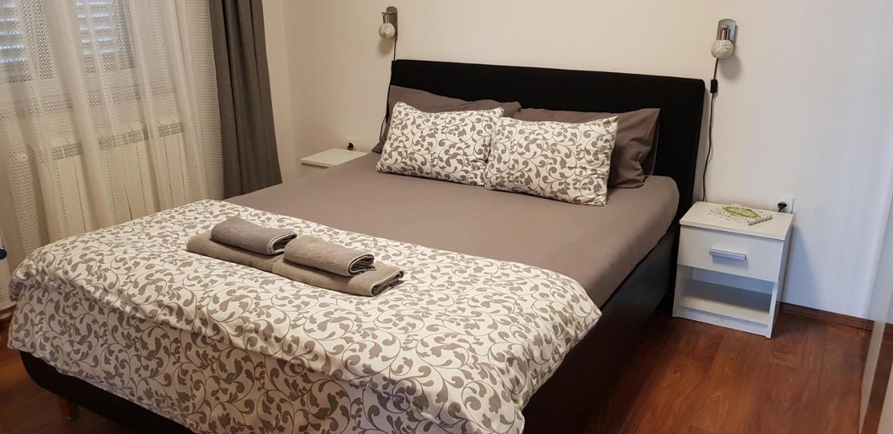 Apartman I Studio Apartman Majoli Kukuljanovo Eksteriør billede